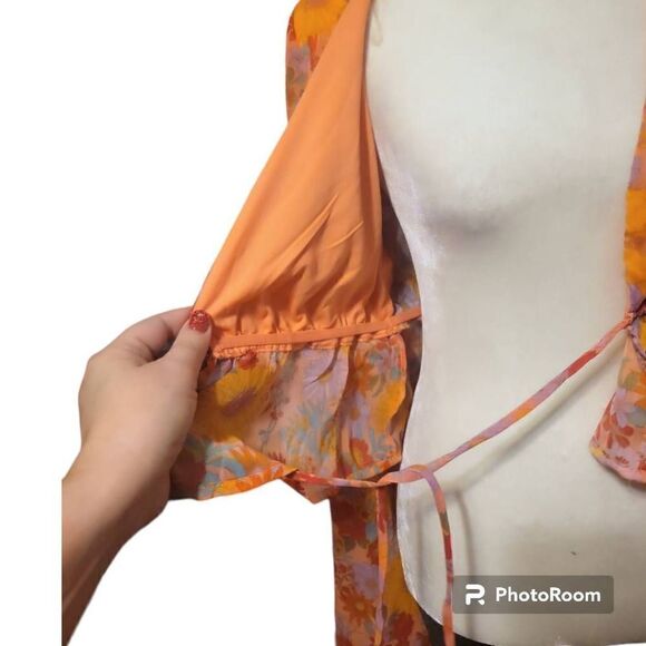 Wild Fable Sheer Orange Floral Top Women's Size Small - Picture 6 of 8